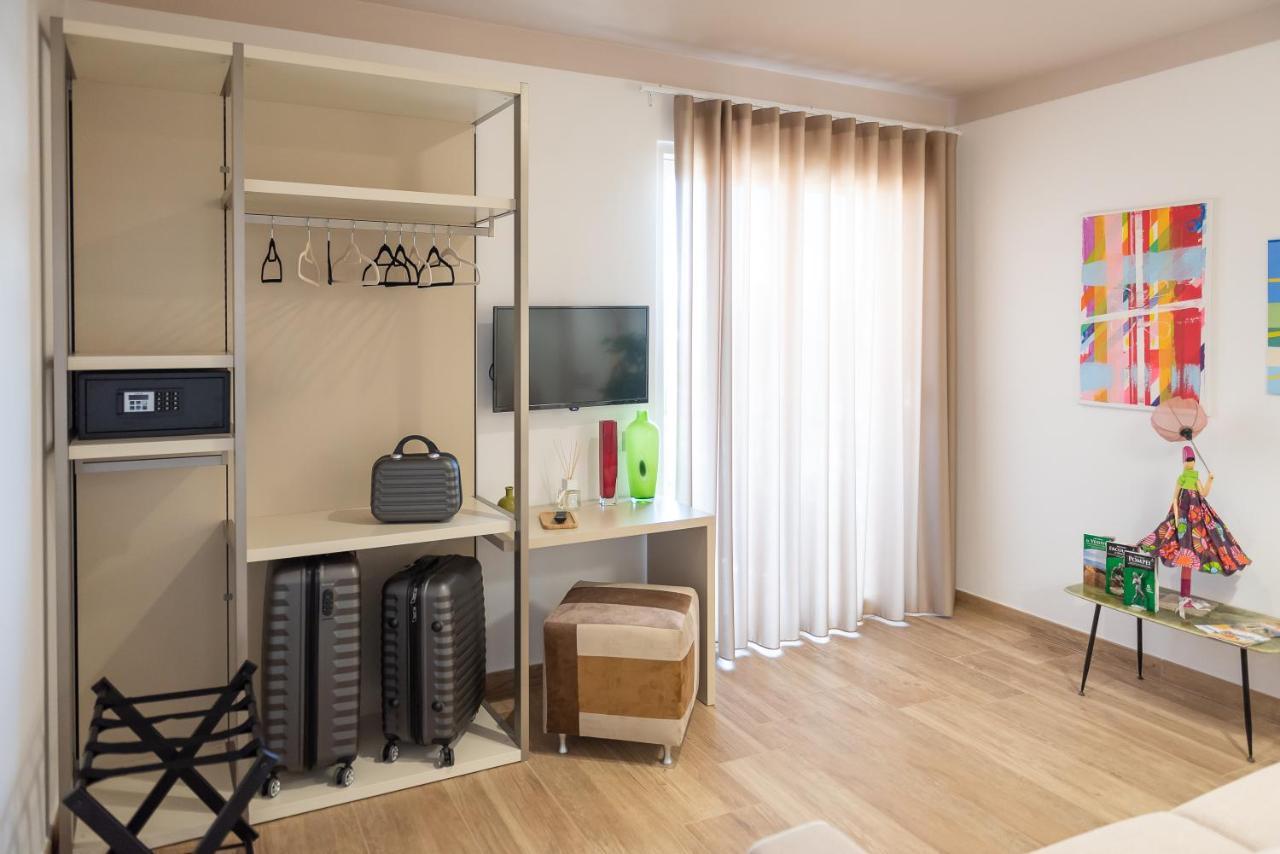 Vemaga Luxury Stay - Pompei City Center Luaran gambar